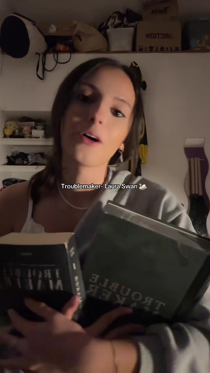 @𝒜𝐥𝐲 𝒞𝐚𝐢𝐧𝐞.' ᥫ᭡.