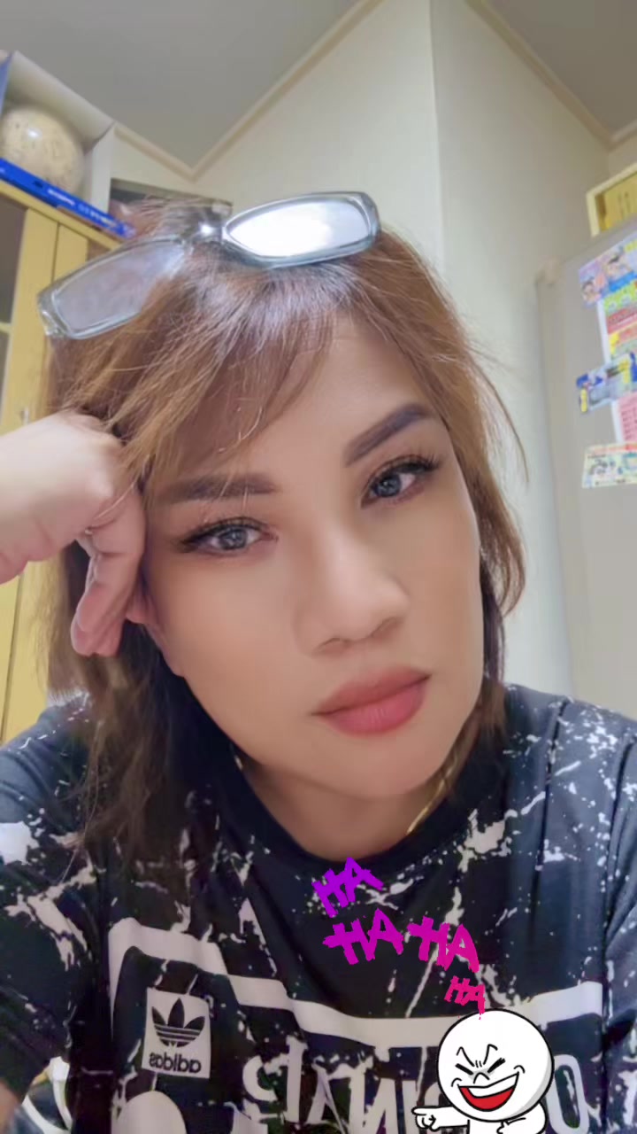 @Joleen88