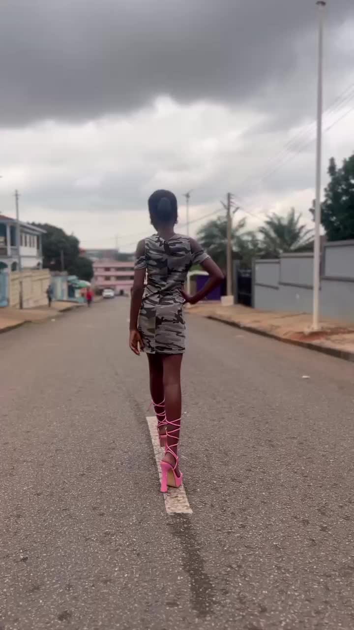 @Model_Mira
