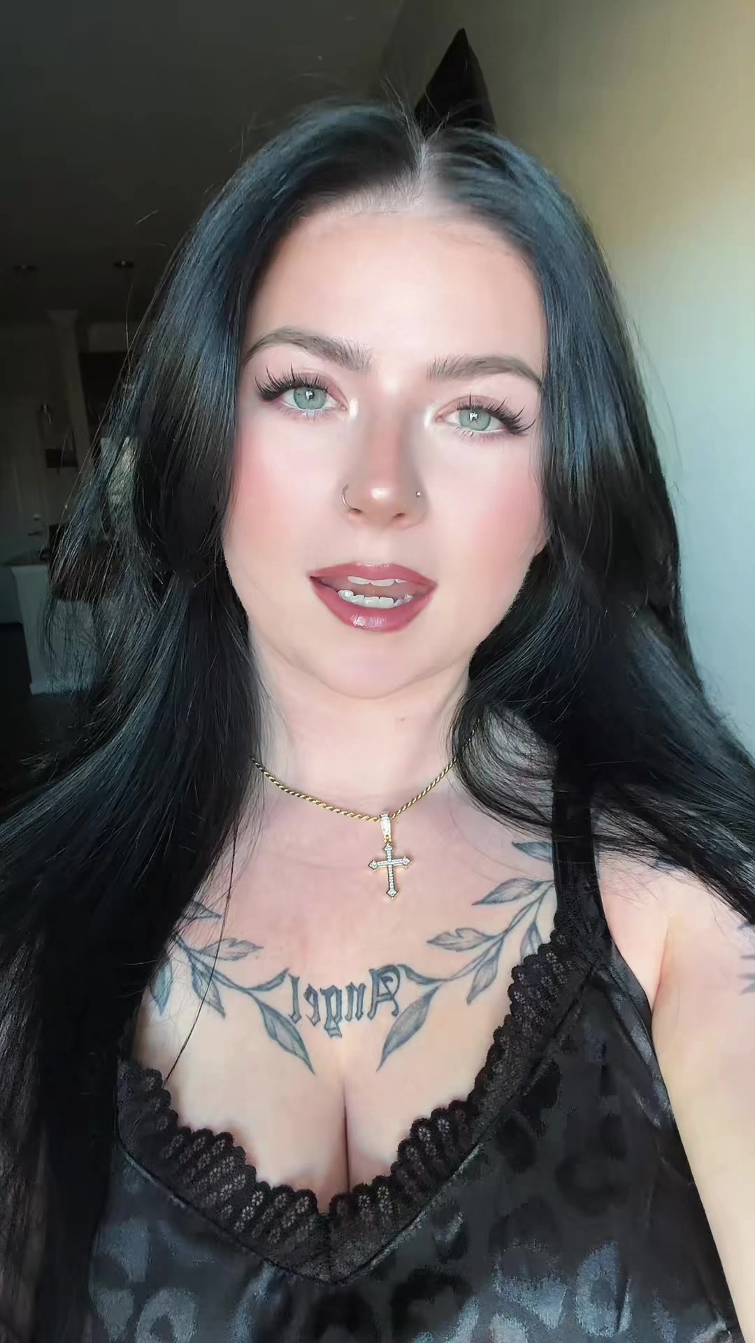 @𝒟𝕖𝑙ᥲηᥲ 🖤