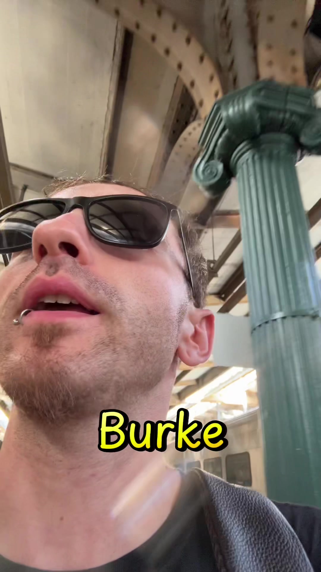 @Buzz_in_the_Box