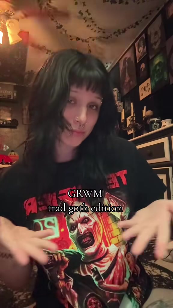 @⛧☾༺ 𝖙𝖗𝖎𝖓 ༻☽⛧