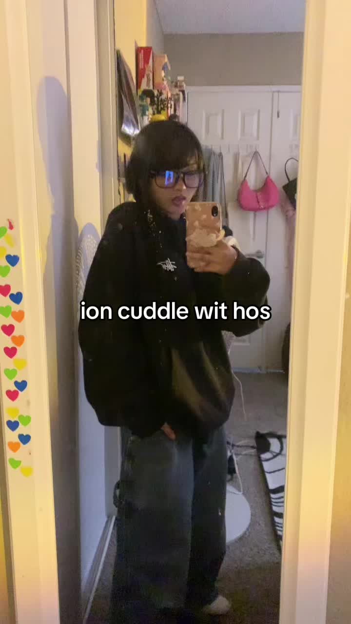 @m 🐼