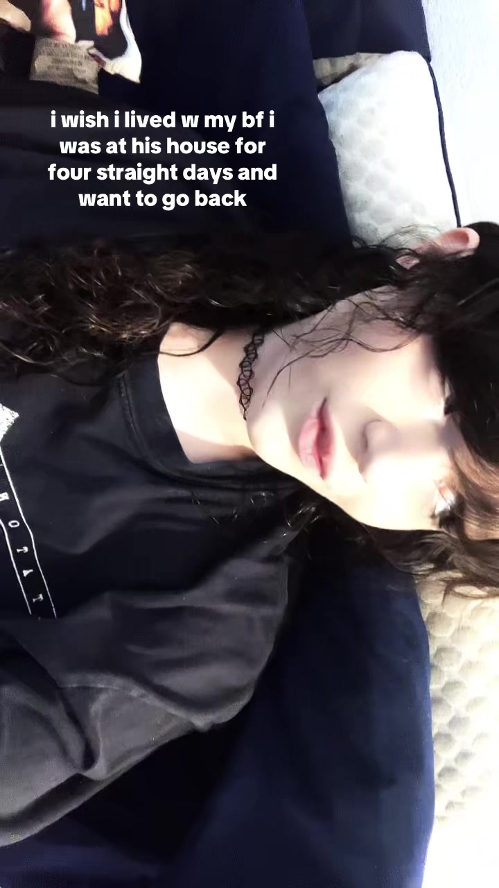 @elle
