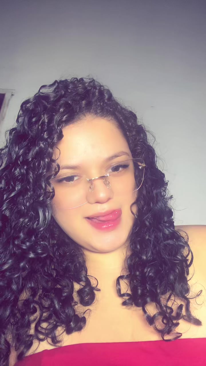 @Vitória Mattoso