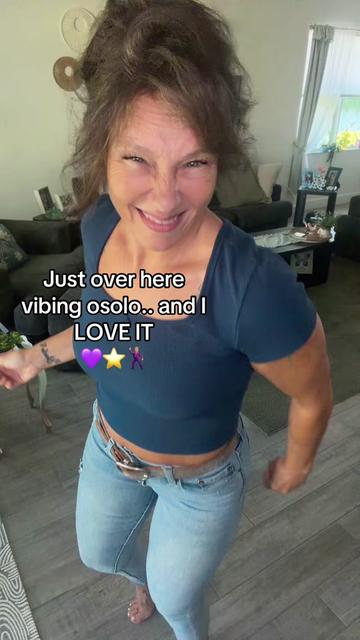 @foxyblues14