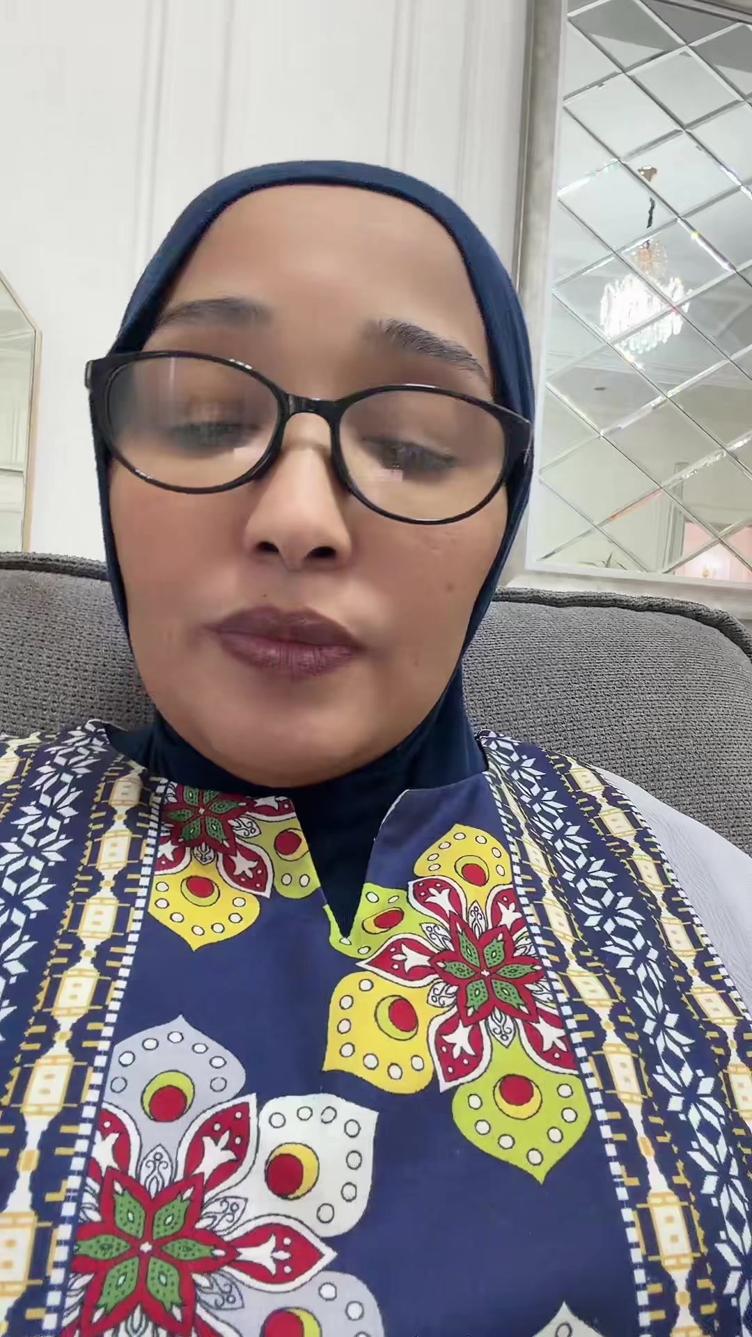 @آمنه(الملكه للتوب السوداني)