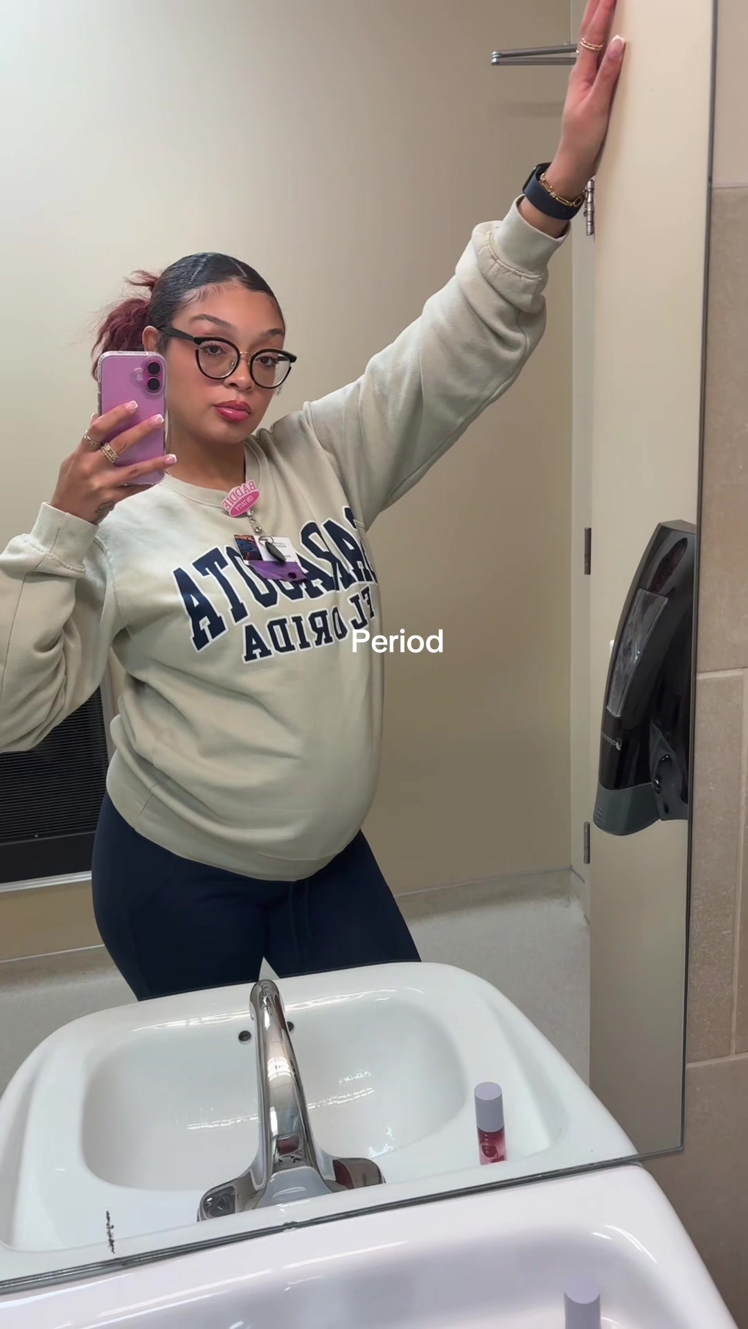 @theeesarahmarie