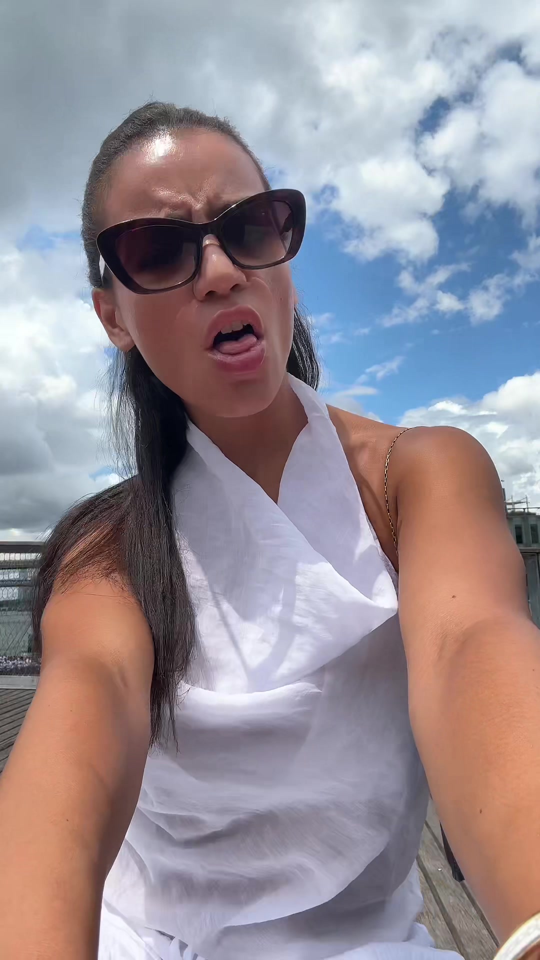 @Elena Elizabeth