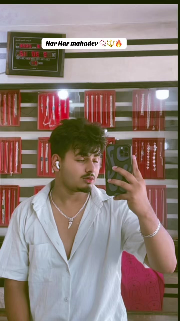 @🩺आदित्य🦅💊💉
