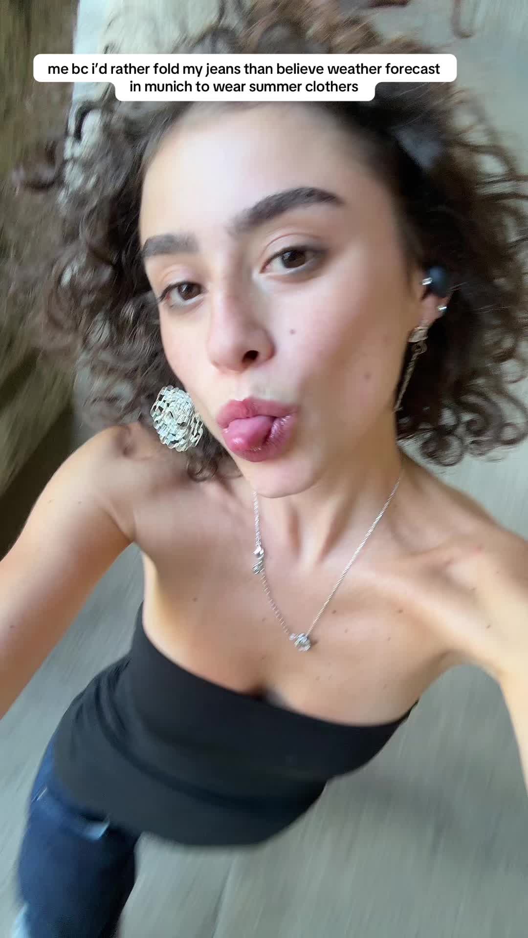 @heraa finger