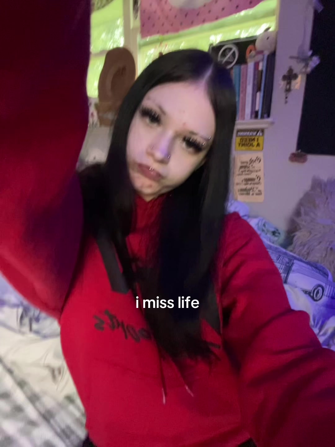 @mari.