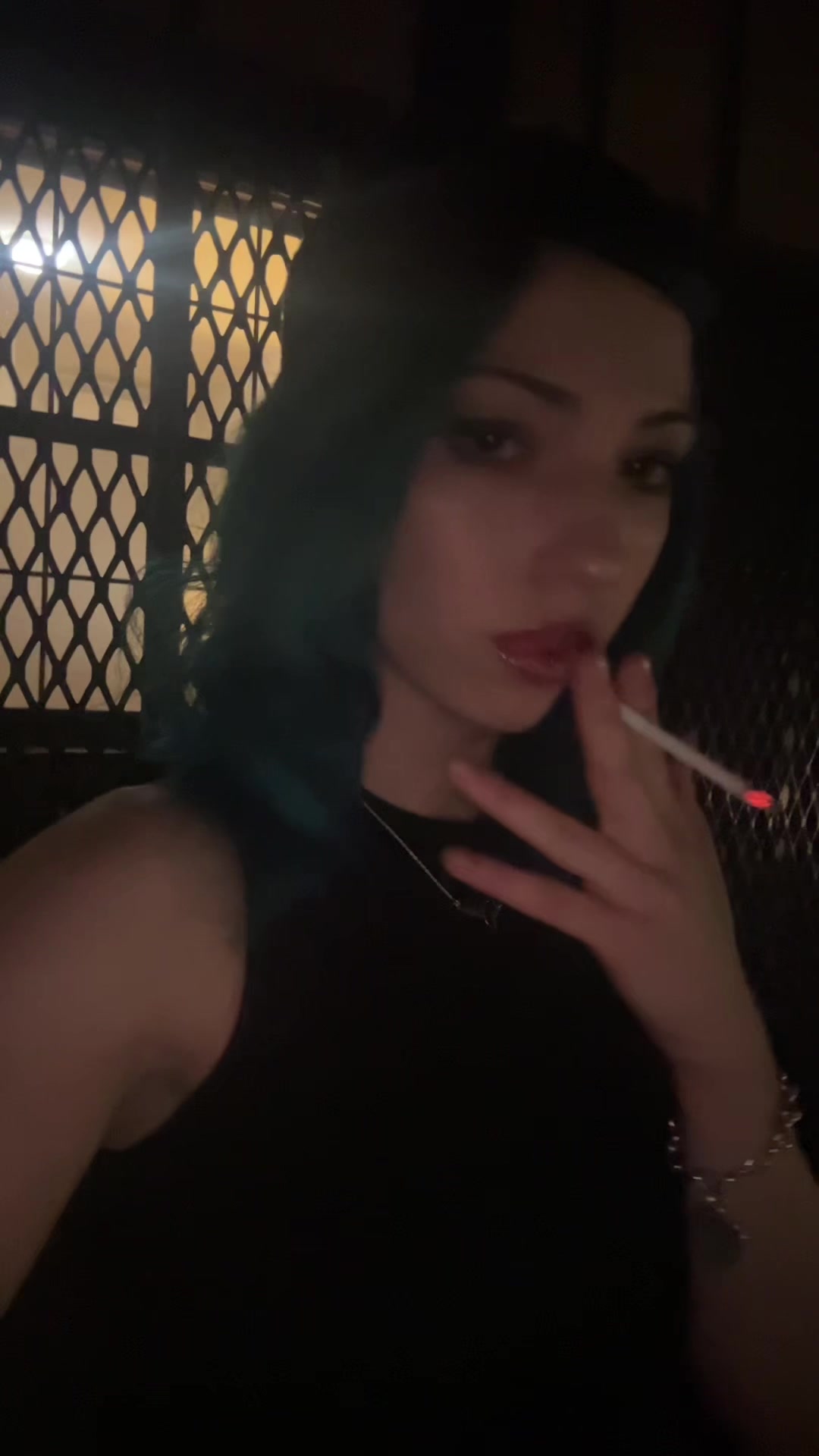 @Liv