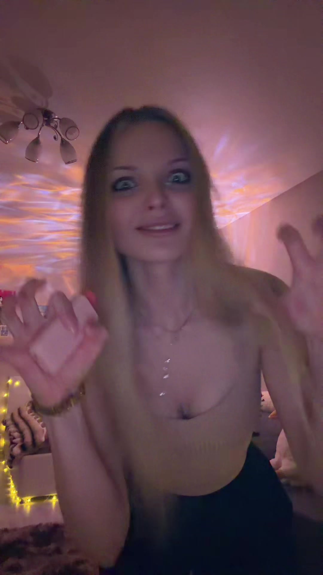 @Мари
