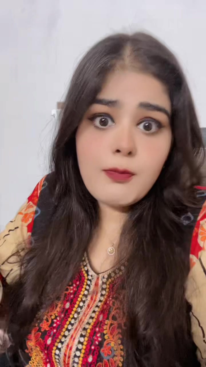 @Kanza_siddiqui