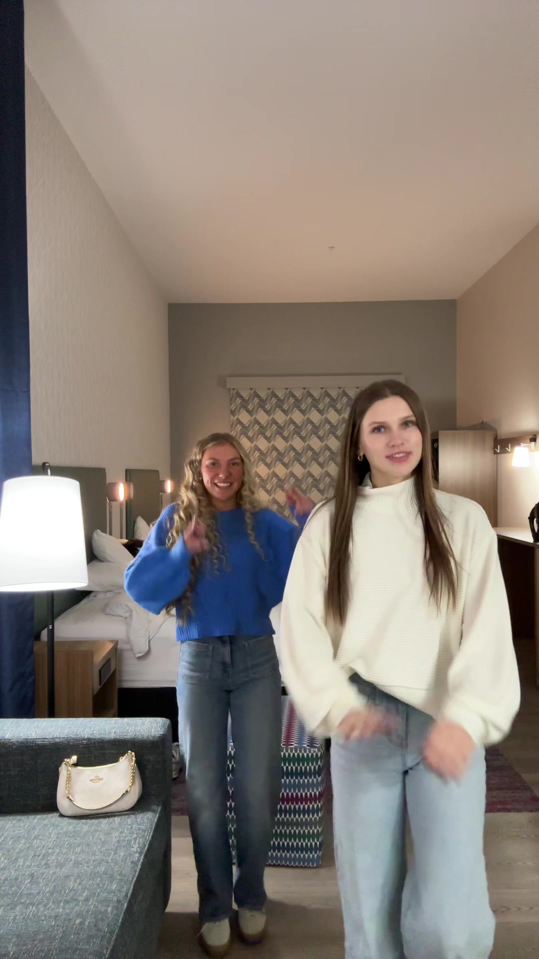 @anna