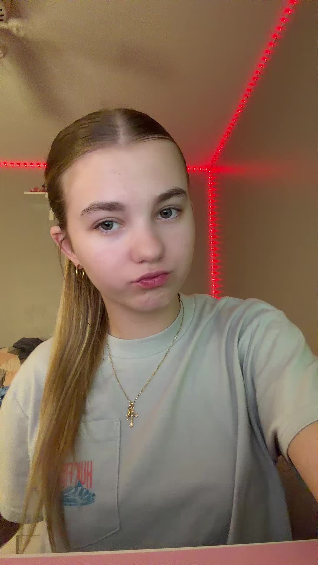 @alayna
