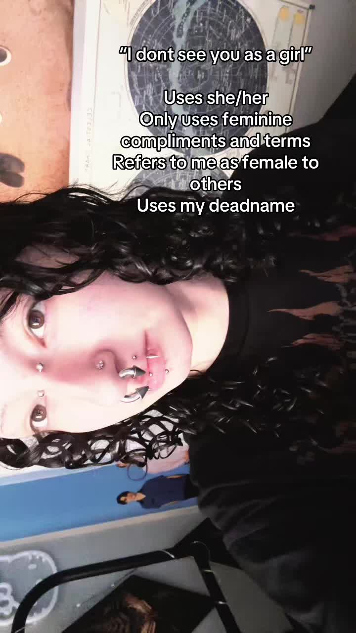 @𝐹𝒶𝓌𝓃 𐂂