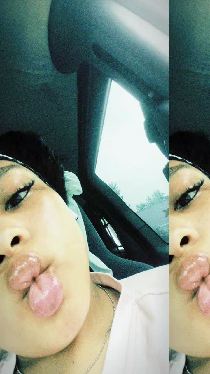 @yo fav mixed girl