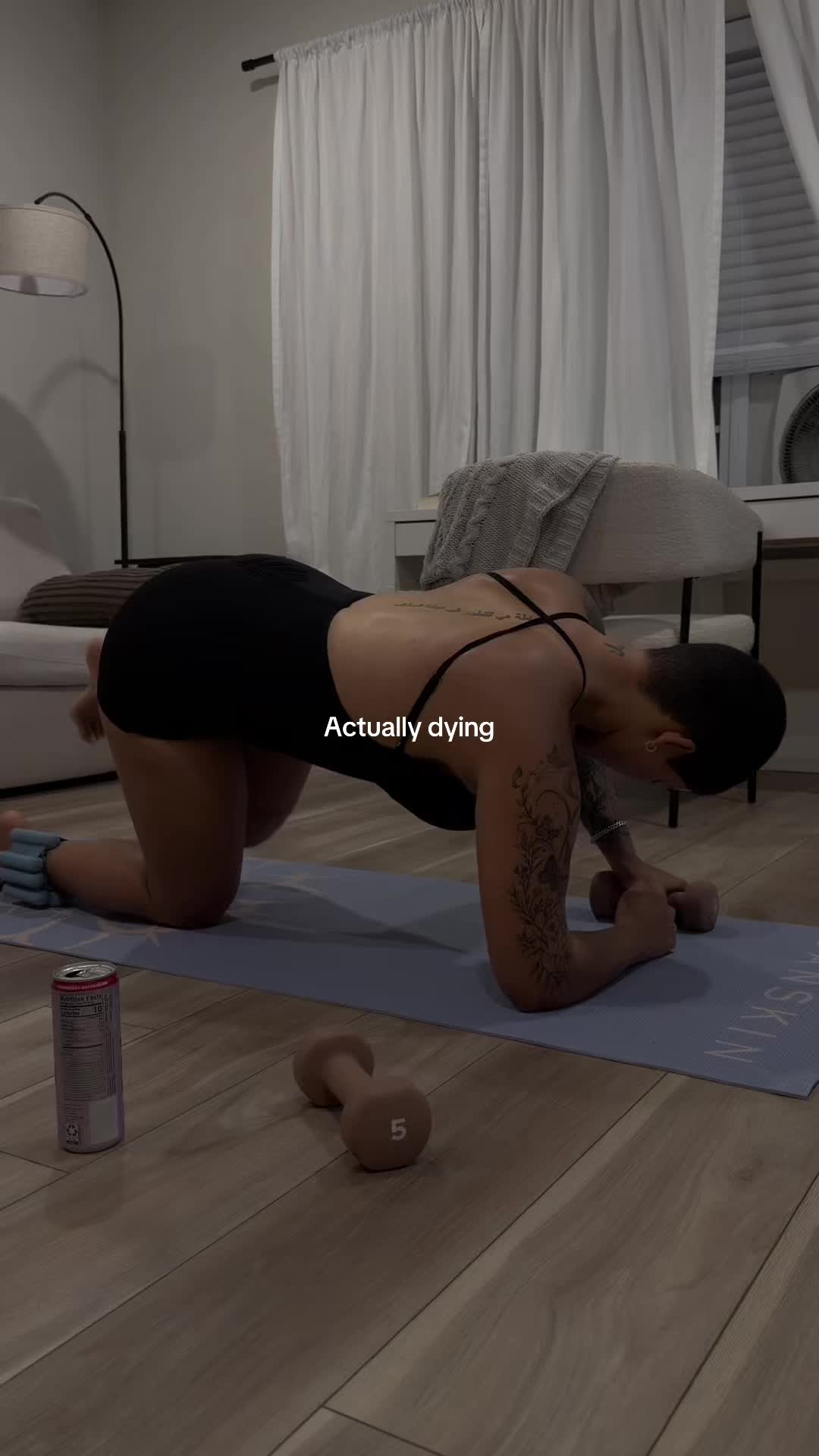 @Muñeca