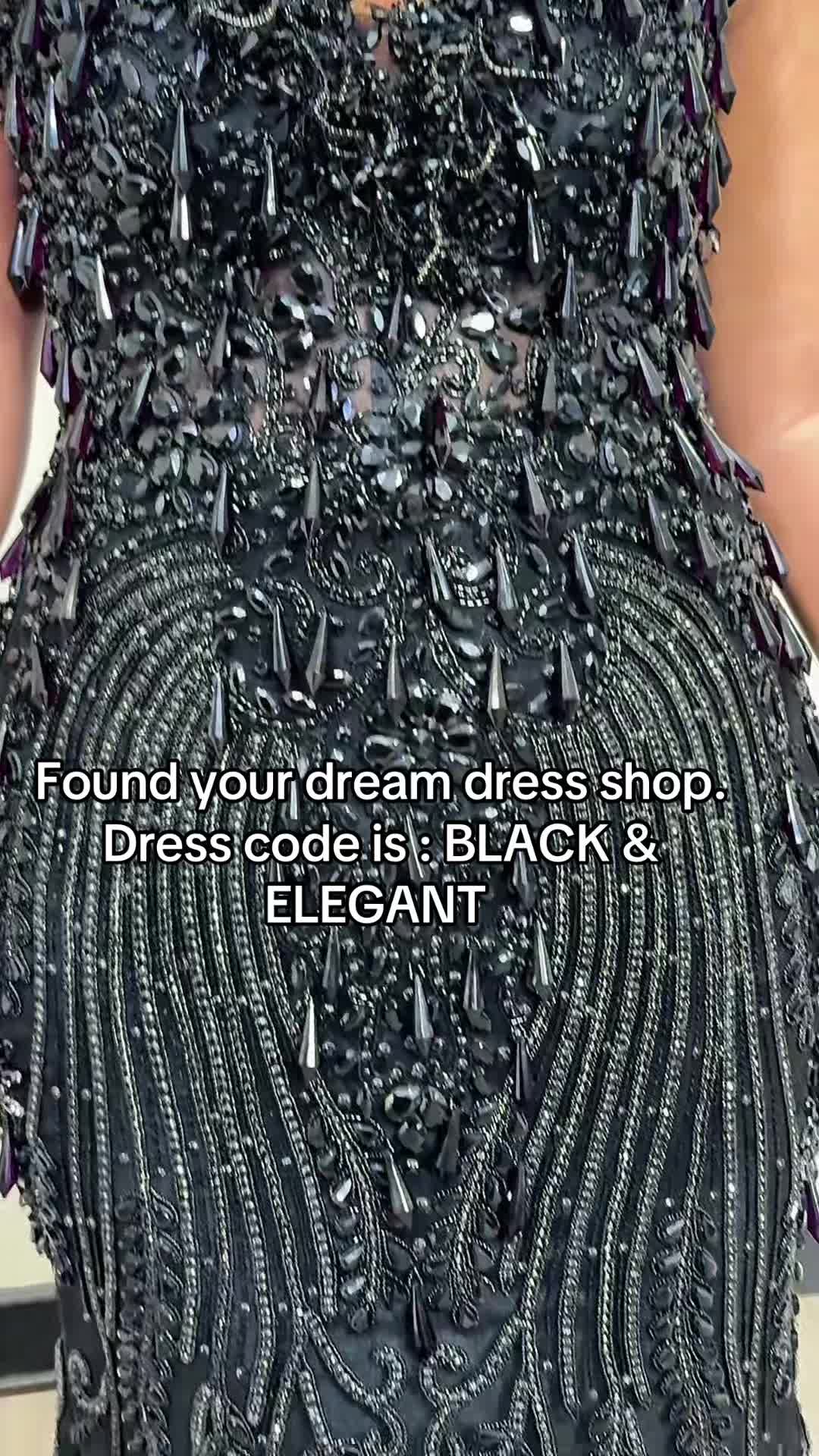 @CHICHI FASHIONS /DMV DESIGNER