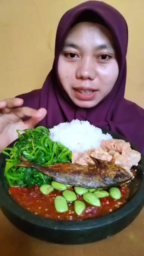 @Aisha