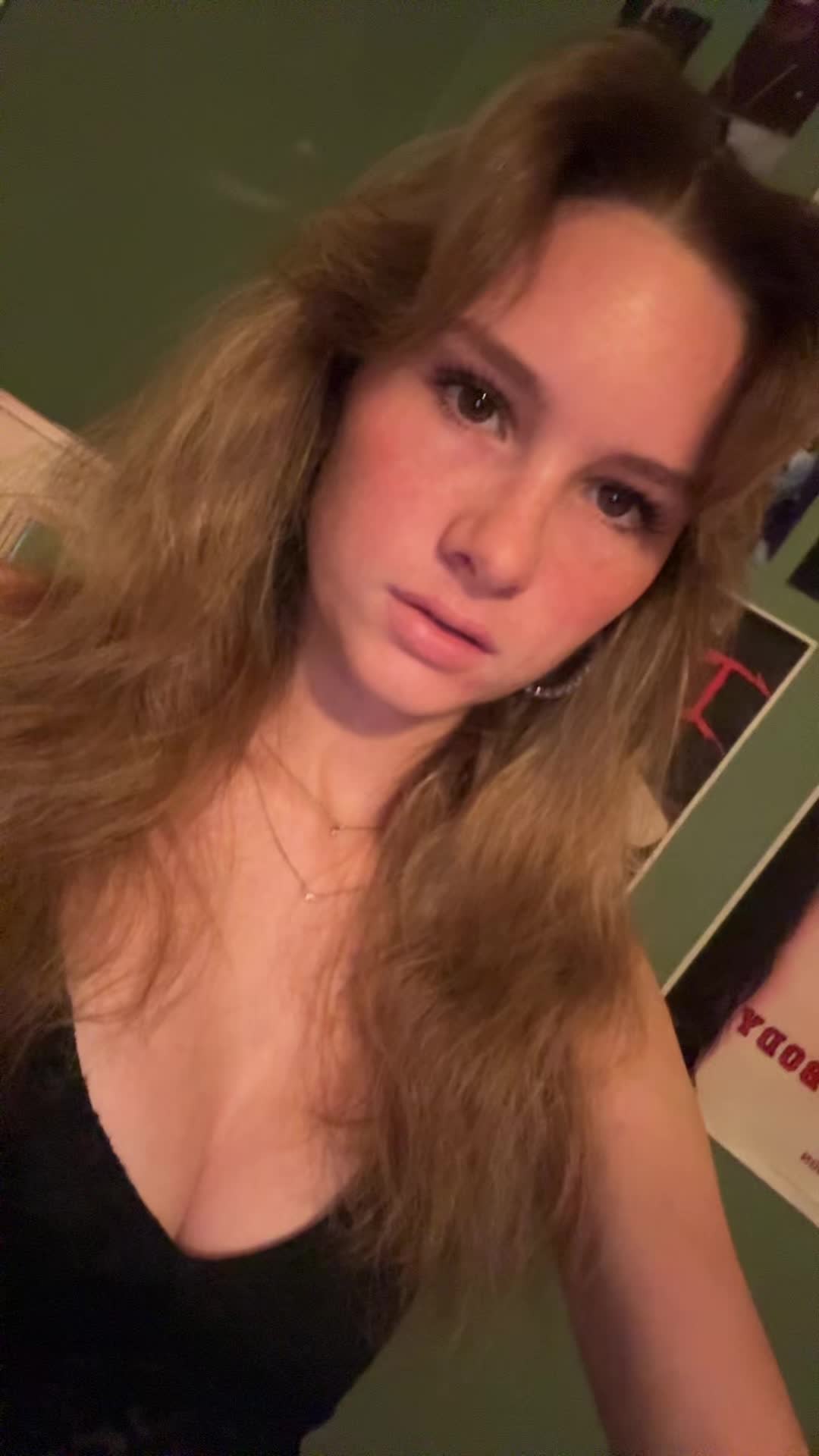 @chloeee