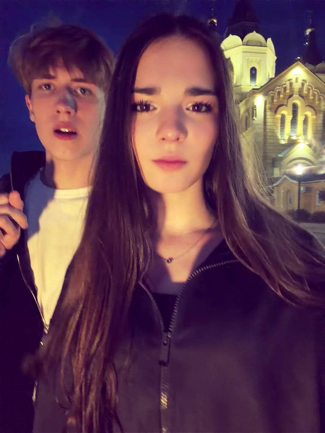 @Twittzi