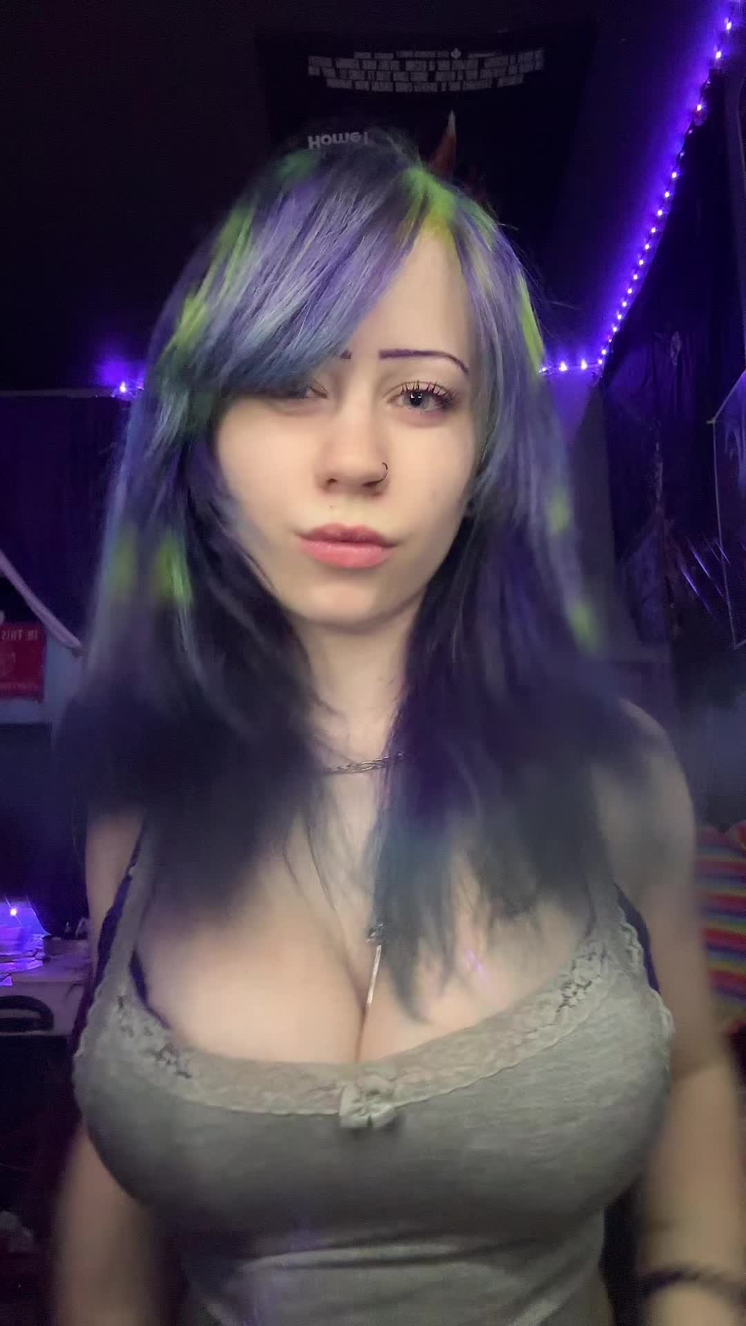 @ִ ࣪𖤐