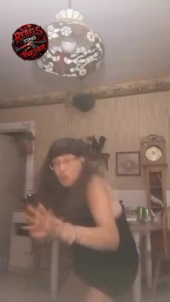 @🖤❤️🤟REBEL Danielle Cerda772
