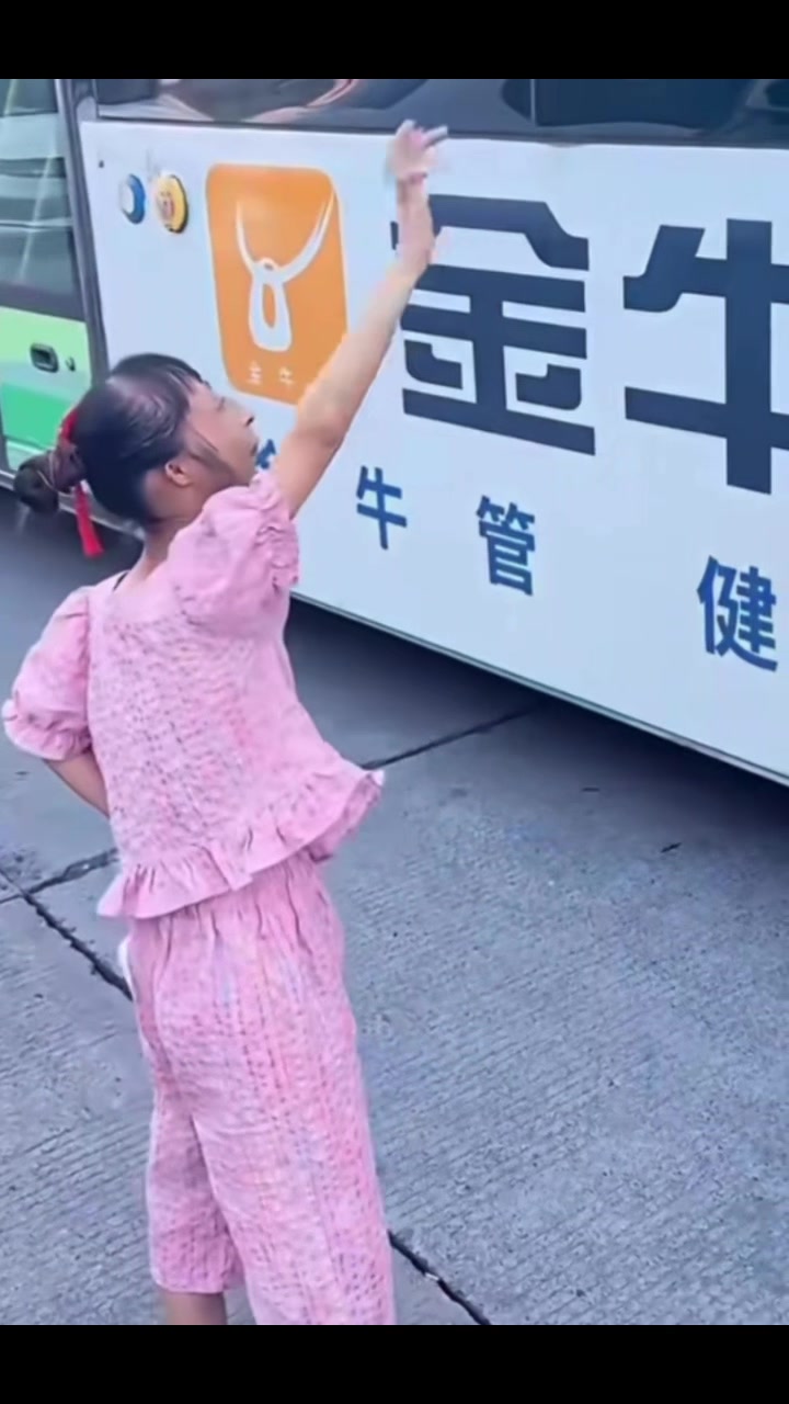 @boiikago_Mok
