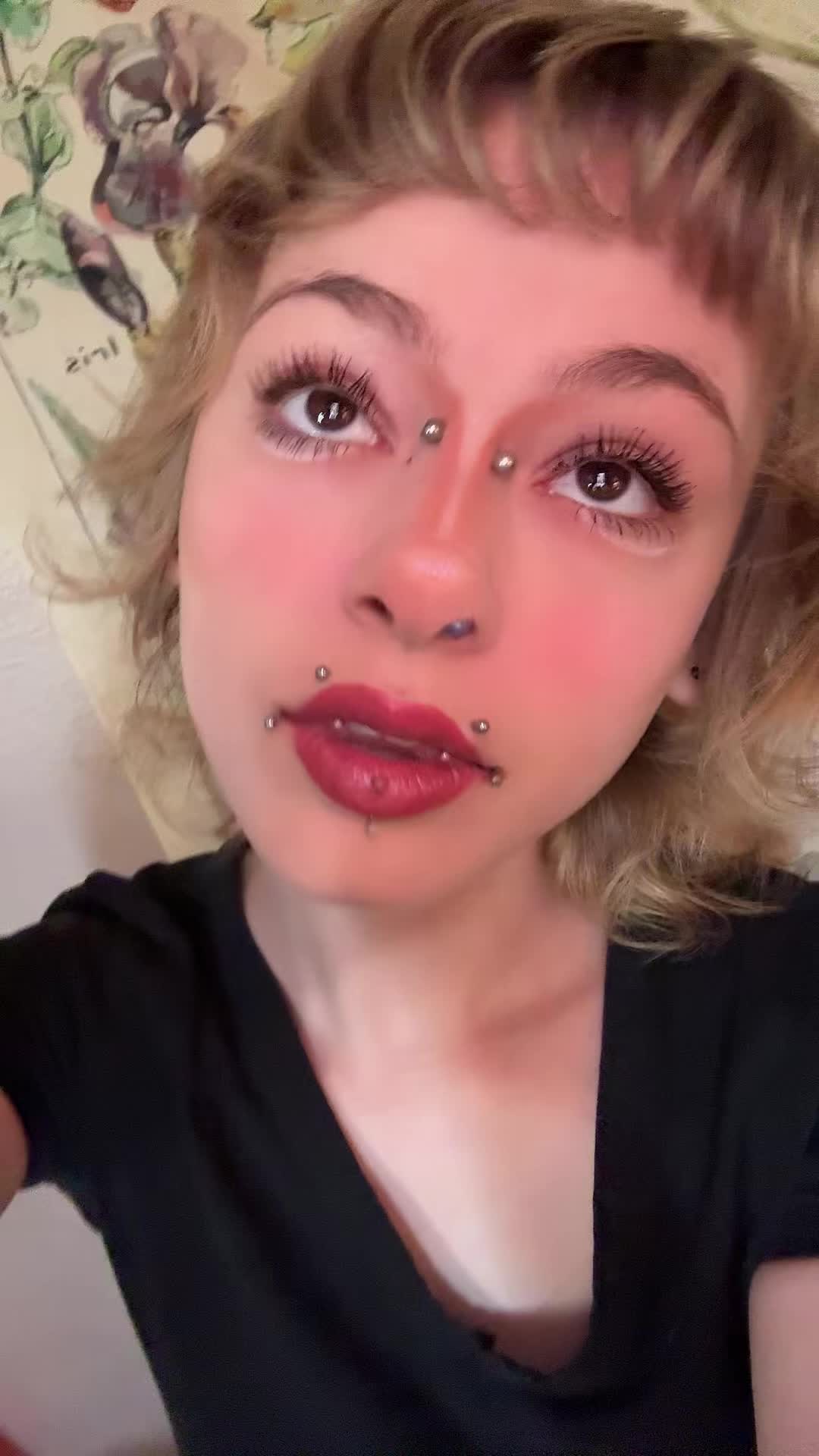 @pomegranatetampon