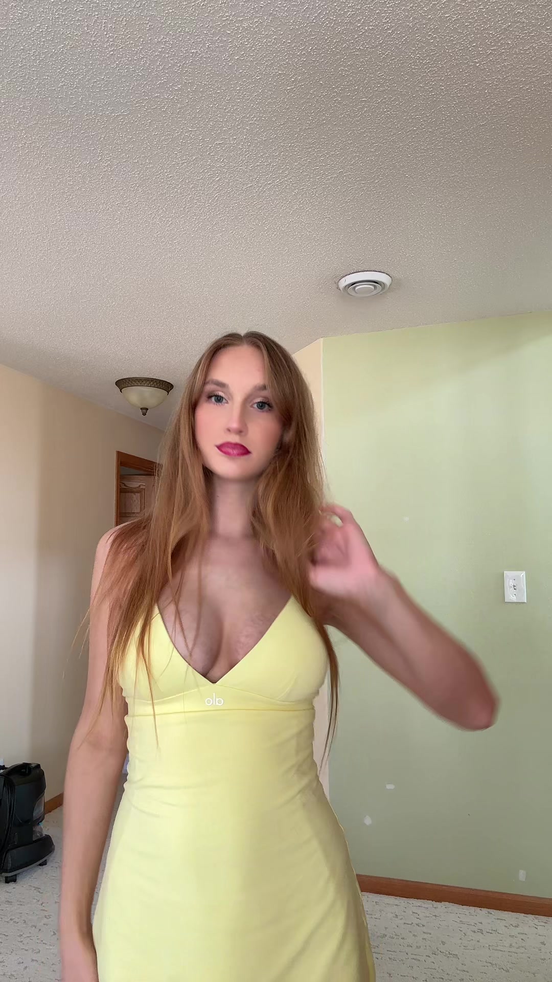 @Mia
