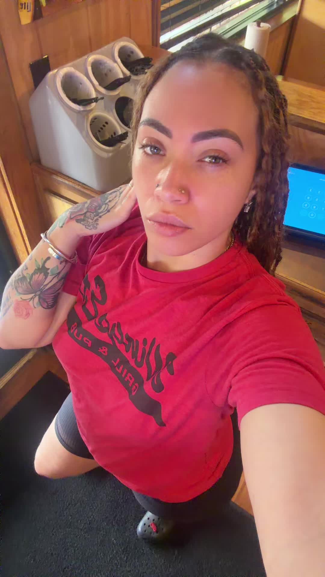 @Crayola_red92