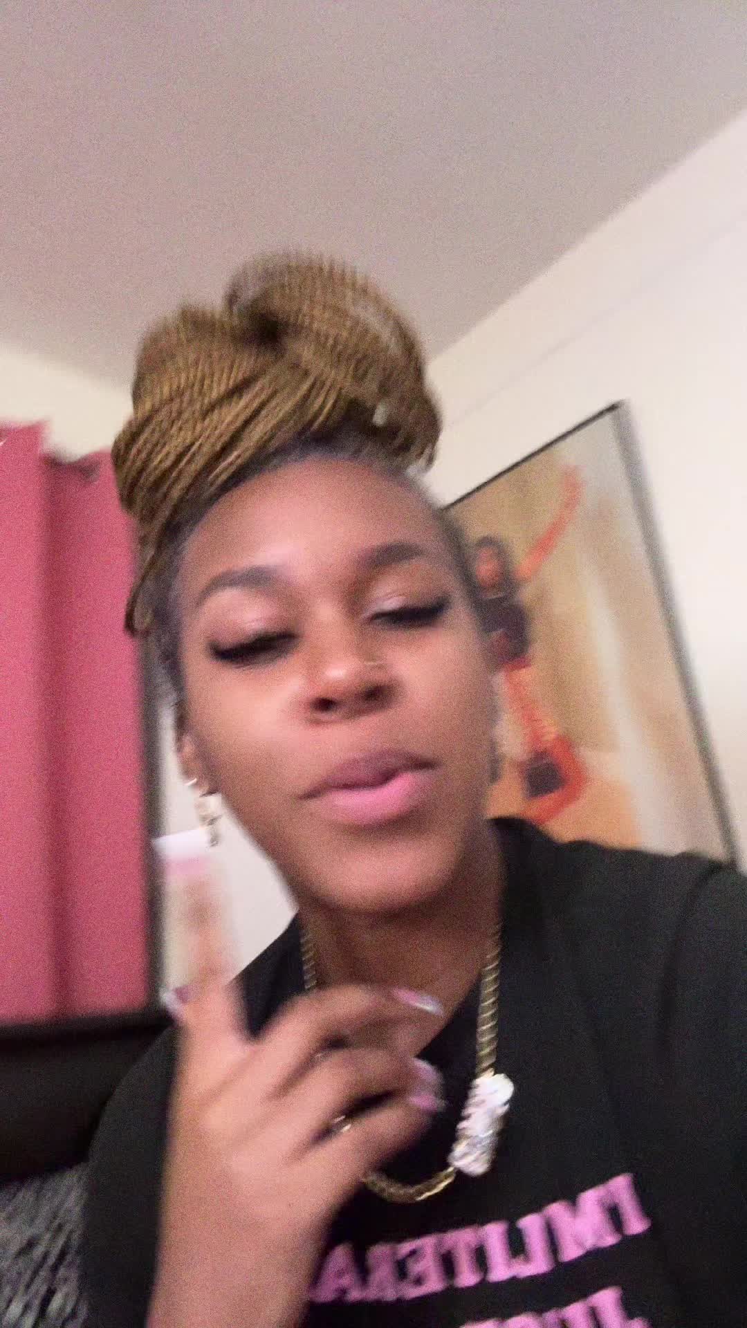 @THE BROOKLYN BADDIE ๐