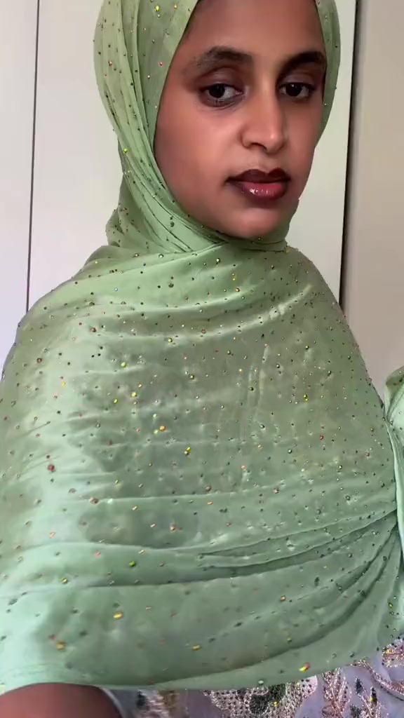 @Emrinab abaya collection