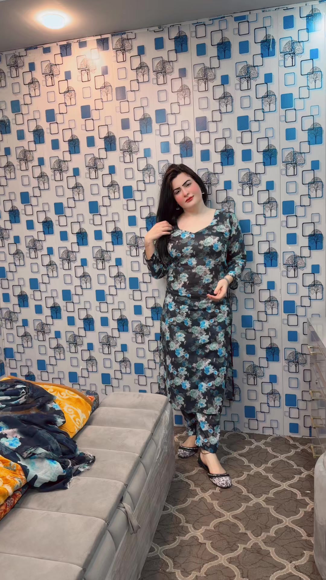 @Riya Khan34