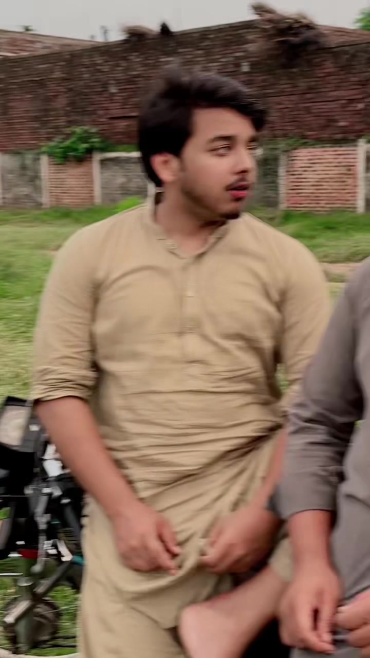 @Hassooking