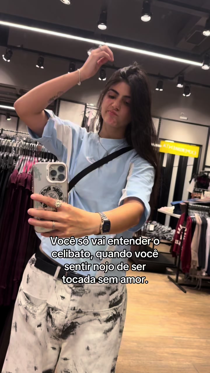 @Nicole Ferreira