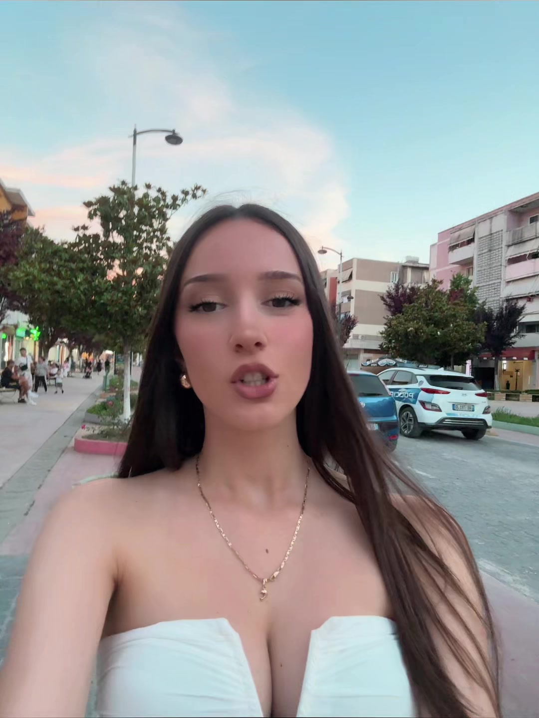 @helgadenaj