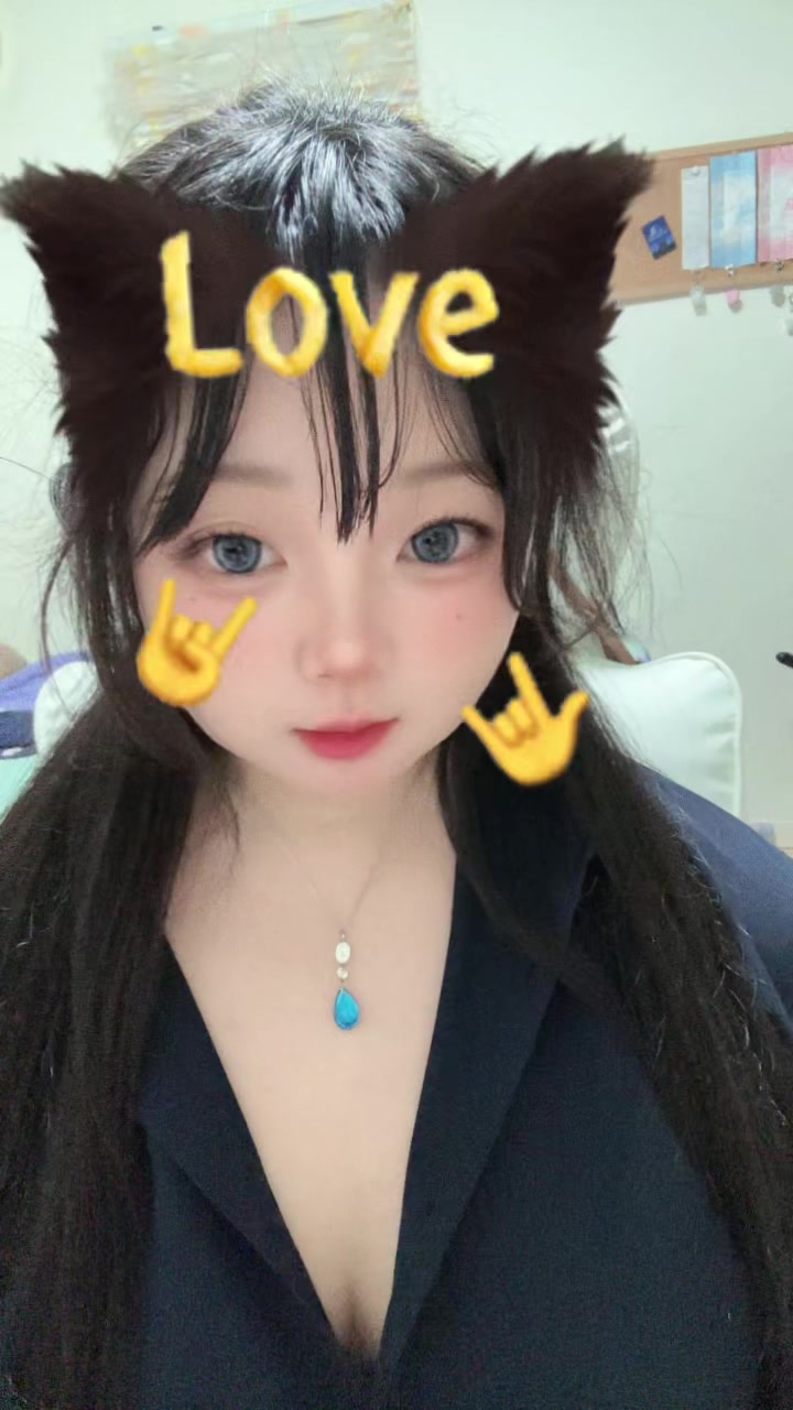 @🦋Chelsea🫧🛼