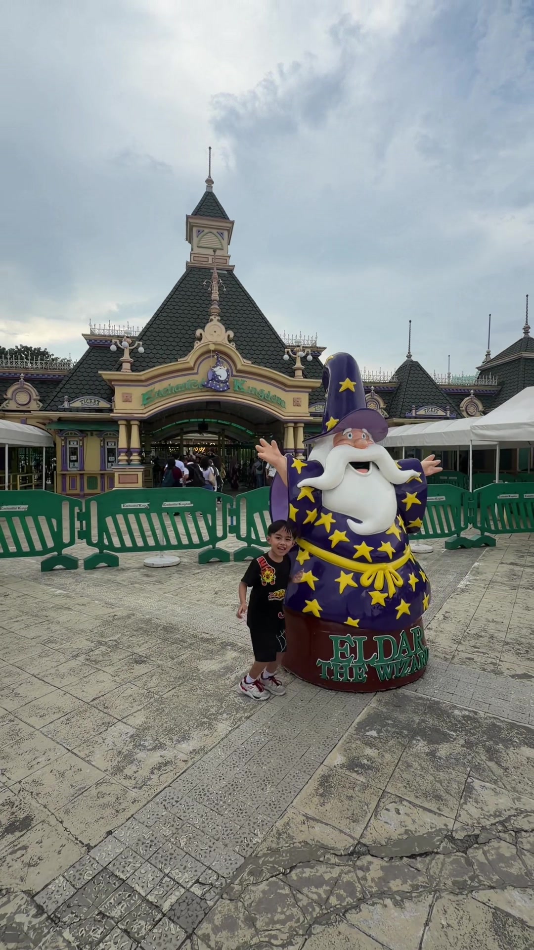 @๐ tansanchezfamily ๐