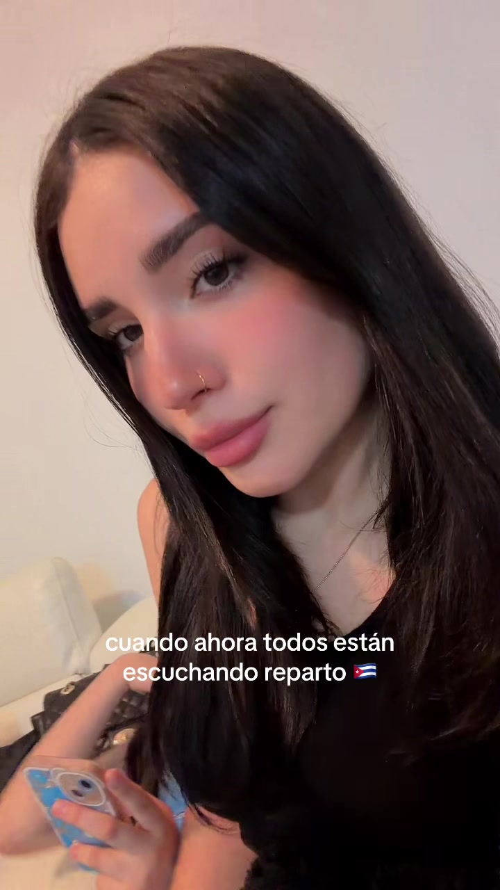 @lauren aniela