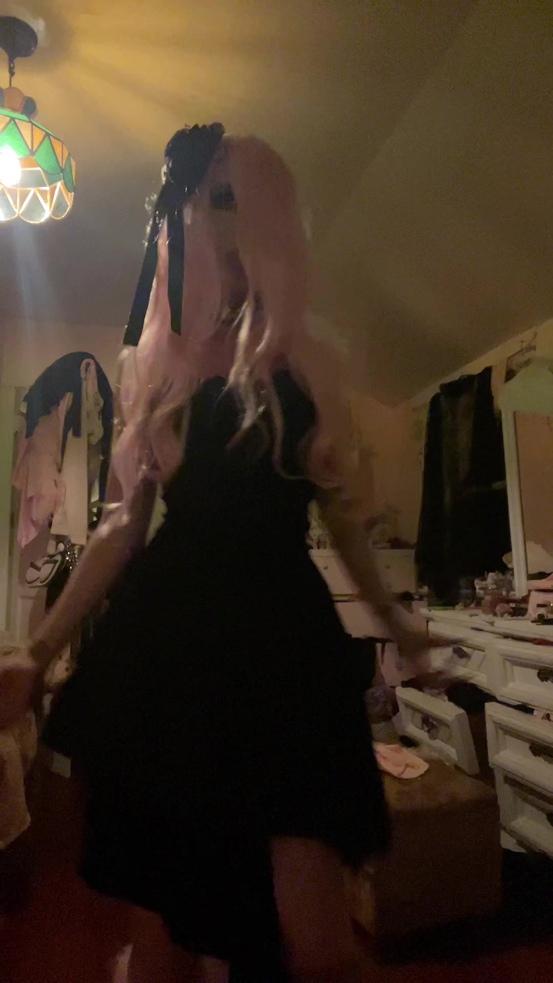 @Gothicloverdoll