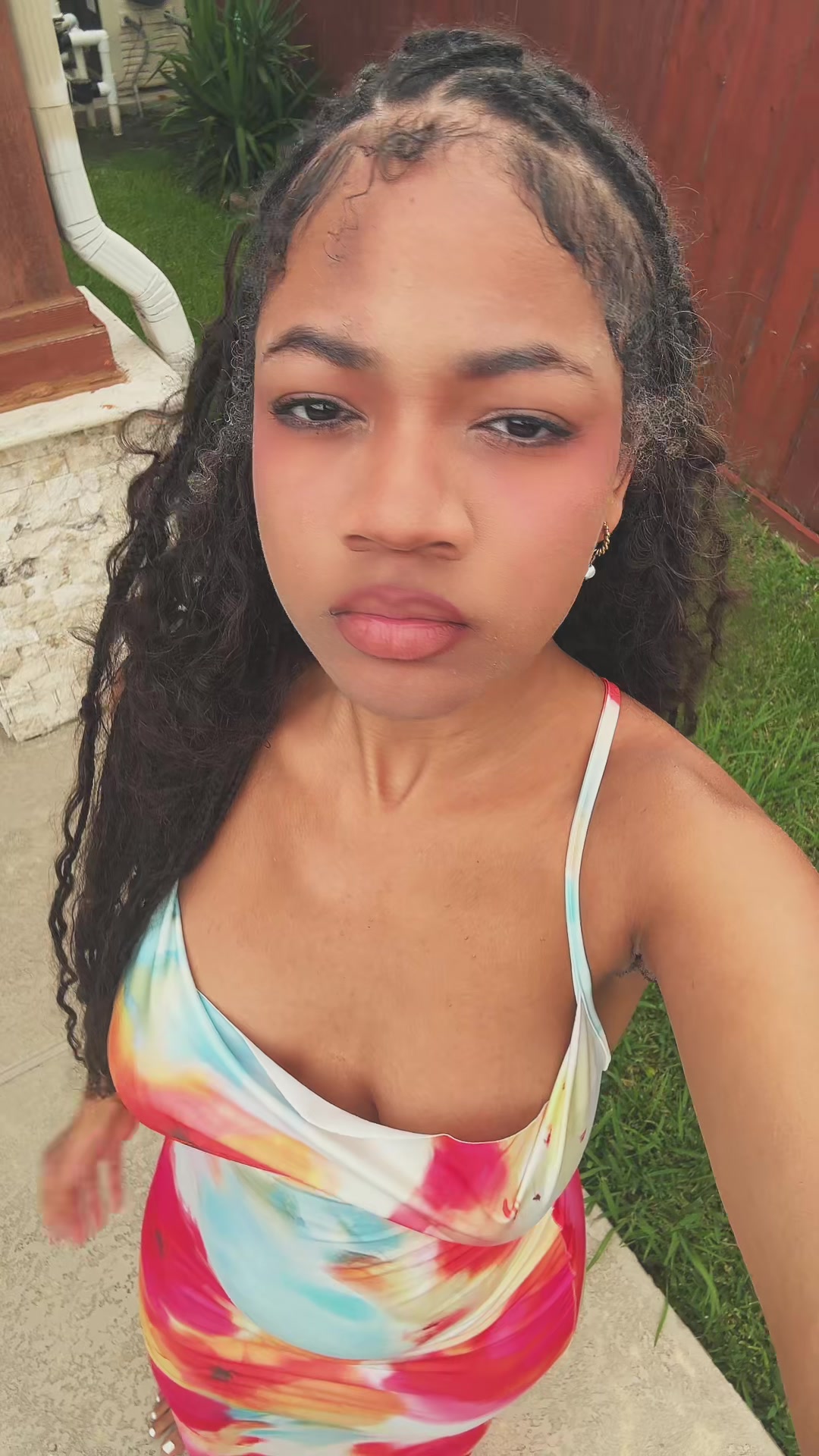 @alluraiin