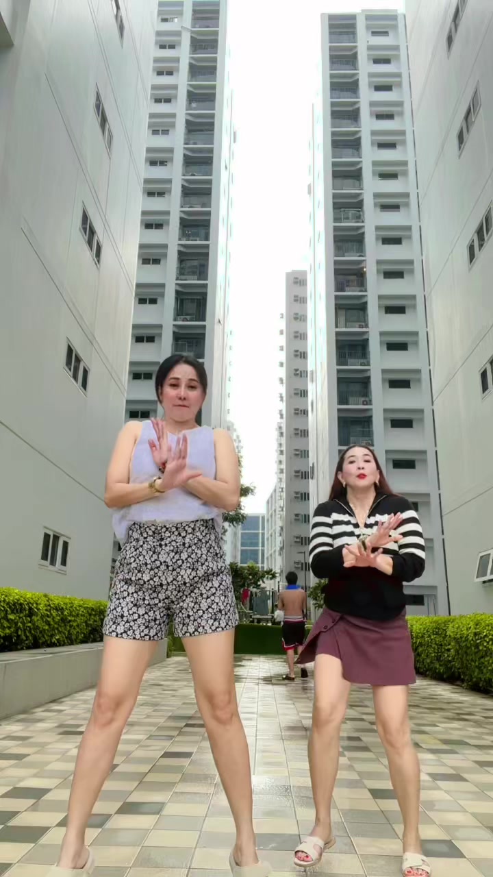 @SHIELA KIM