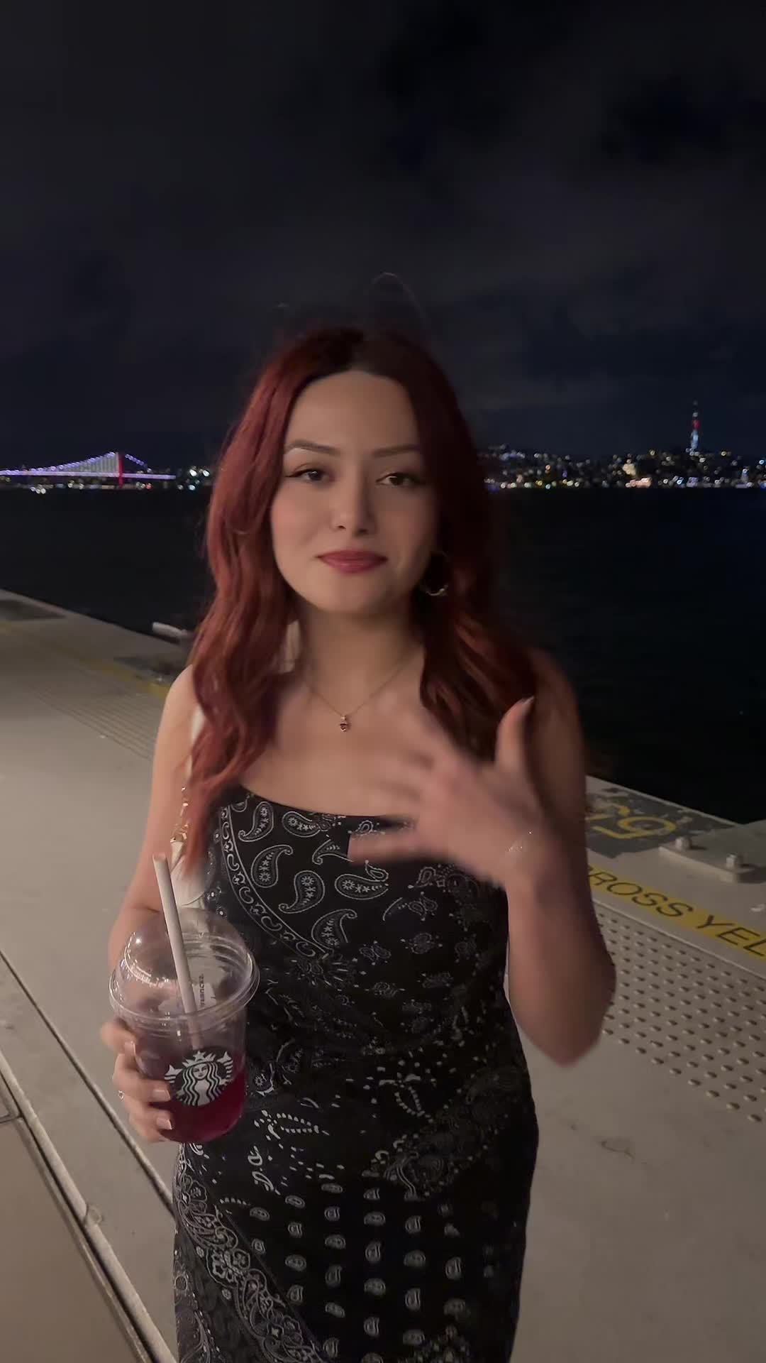 @deniz🧿🌊🐋🤍