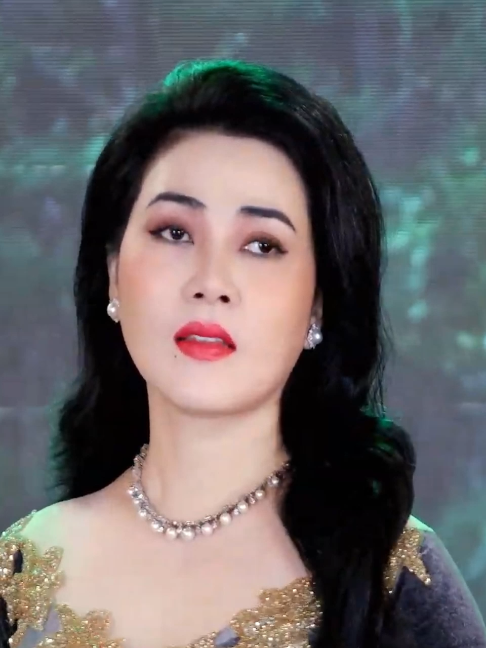 @Nam Việt Bolero