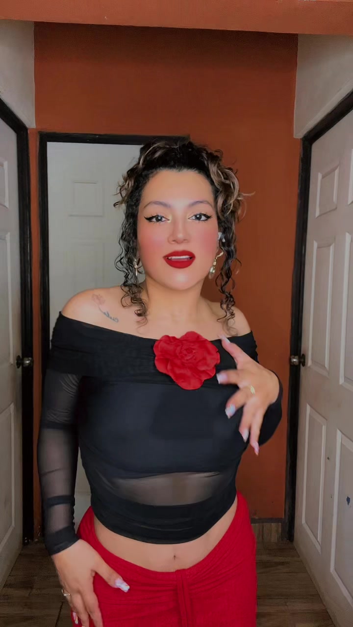 @Alejandra Ramirez☀️
