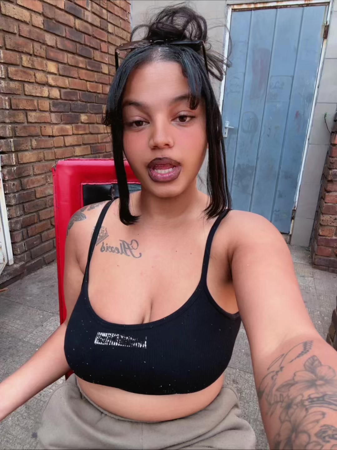 @Tia Abrahams
